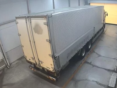 Mitsubishi FUSO TRUCK  с аукциона в Японии