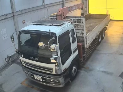 Isuzu TRUCK