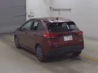 Nissan NOTE лот № 33 оценка 4.5  с аукциона в Японии 1