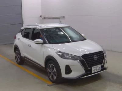Nissan KICKS