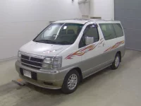 Nissan ELGRAND лот № 8533 оценка 3.5  с аукциона в Японии 2