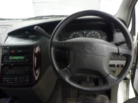 Nissan ELGRAND лот № 8533 оценка 3.5  с аукциона в Японии 4