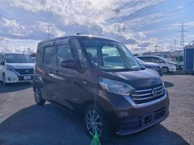 Nissan Dayz Roox