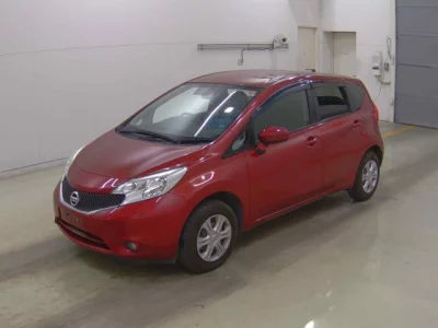 Nissan NOTE  с аукциона в Японии