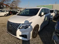 Nissan ELGRAND лот № 6713 оценка 3.5  с аукциона в Японии 2