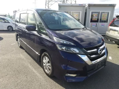 Nissan SERENA  с аукциона в Японии