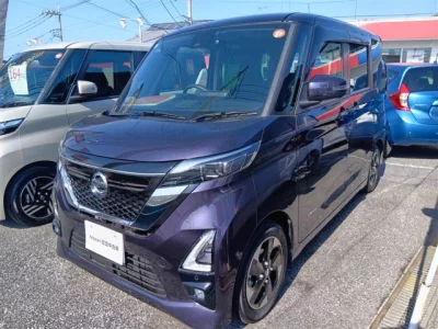 Nissan ROOX