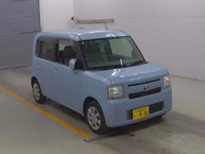 Toyota PIXIS SPACE  с аукциона в Японии