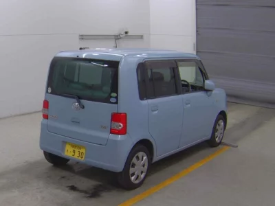 Toyota PIXIS SPACE  с аукциона в Японии