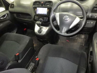 Nissan SERENA  с аукциона в Японии