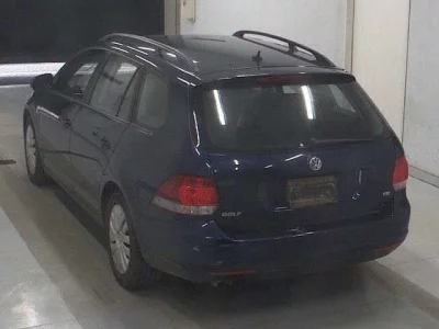 Volkswagen GOLF VARIANT