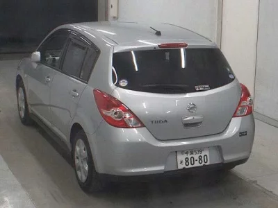 Nissan TIIDA