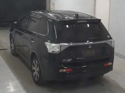 Mitsubishi OUTLANDER PHEV
