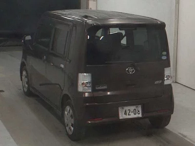 Toyota PIXIS SPACE