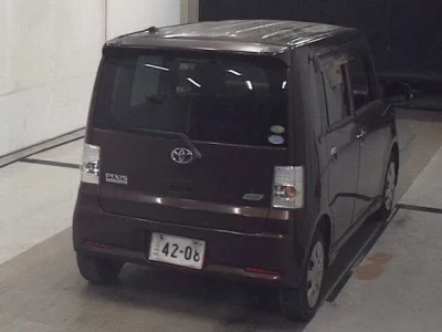 Toyota PIXIS SPACE