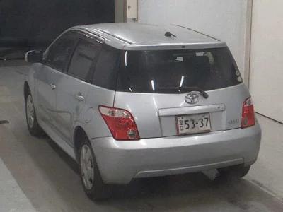 Toyota IST