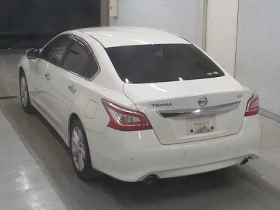 Nissan TEANA