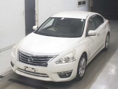 Nissan TEANA