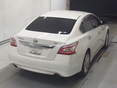 Nissan TEANA