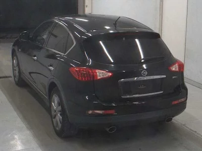 Nissan SKYLINE CROSSOVER