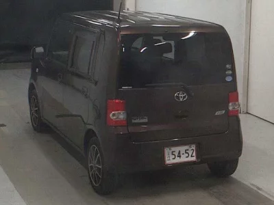 Toyota PIXIS SPACE