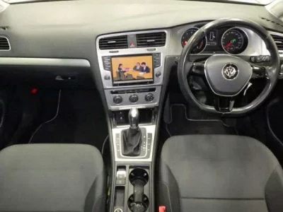 Volkswagen GOLF VARIANT