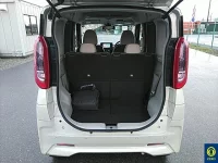 Nissan ROOX лот № 20 оценка 4  с аукциона в Японии 8