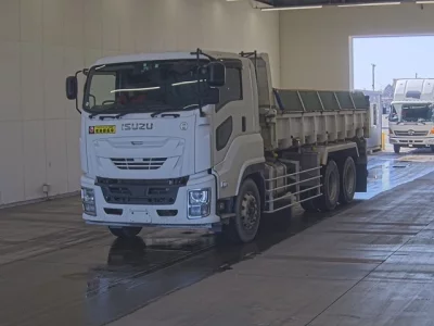 Isuzu GIGA