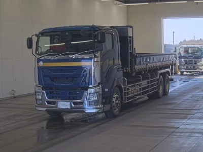 Isuzu GIGA