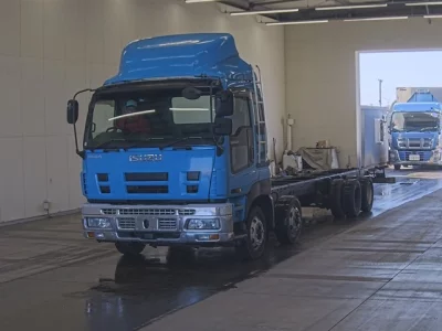 Isuzu GIGA  с аукциона в Японии