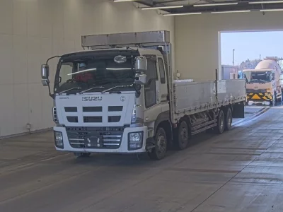 Isuzu GIGA  с аукциона в Японии