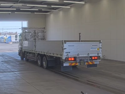 Isuzu GIGA  с аукциона в Японии