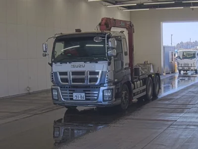 Isuzu GIGA