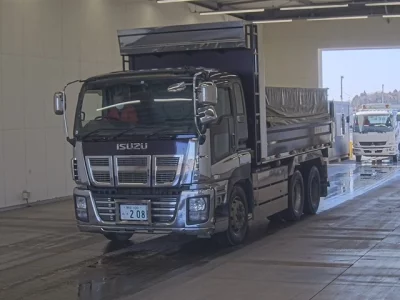Isuzu Giga