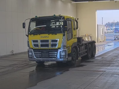 Isuzu GIGA