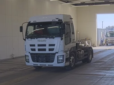Isuzu GIGA