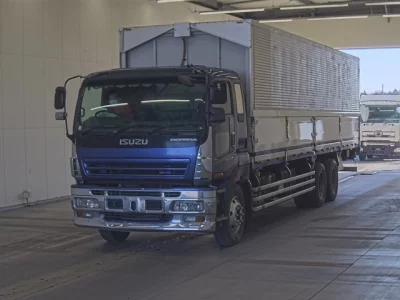 Isuzu GIGA