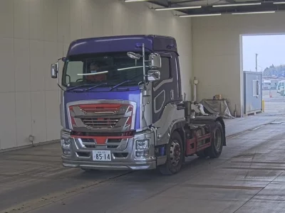 Isuzu GIGA