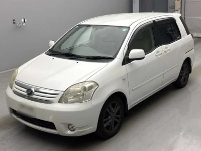 Toyota RAUM
