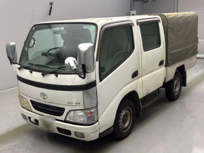 Toyota DYNA  с аукциона в Японии