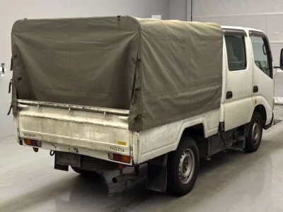 Toyota DYNA  с аукциона в Японии