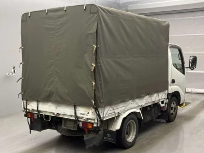 Toyota DYNA  с аукциона в Японии