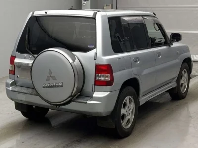 Mitsubishi PAJERO IO