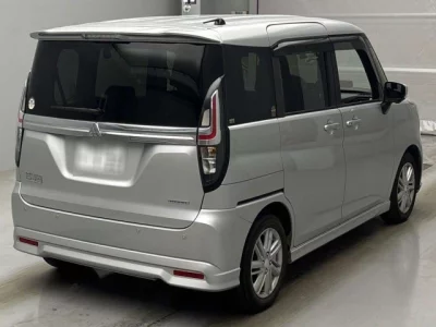 Mitsubishi DELICA D2