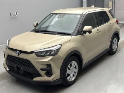 Toyota RAIZE  с аукциона в Японии