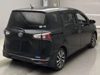Toyota SIENTA лот № 218 оценка R  с аукциона в Японии 1