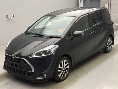 Toyota SIENTA  с аукциона в Японии
