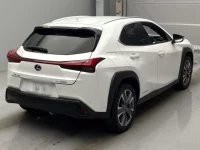Lexus UX лот № 10006 оценка 4.5  с аукциона в Японии 1