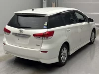 Toyota WISH лот № 4124 оценка R  с аукциона в Японии 1