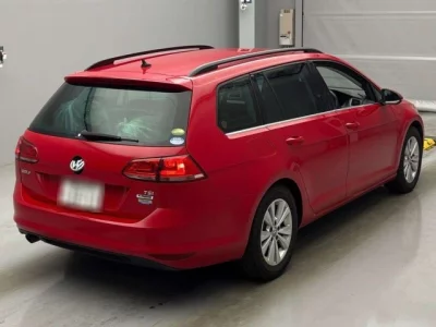 Volkswagen GOLF VARIANT